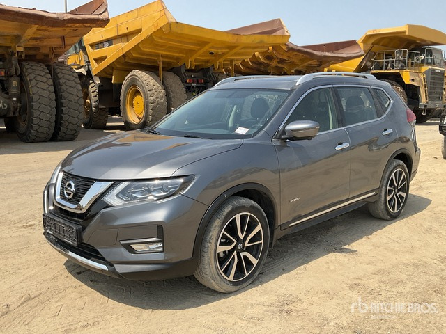 2020 Nissan X-Trail Hybrid SUV - SUV: foto 2 2020 Nissan X-Trail Hybrid SUV - SUV: foto 2