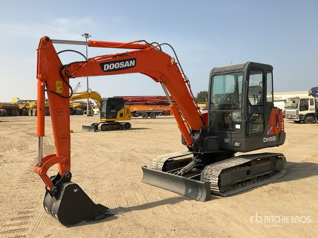 Doosan DH55-V Tracked Excavator - Escavadora de rastos: foto 1 Doosan DH55-V Tracked Excavator - Escavadora de rastos: foto 1
