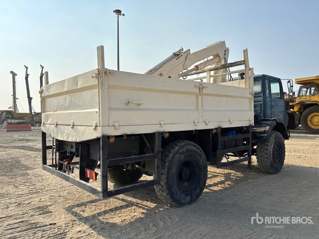 Iveco 110-17 Flatbed Truck with Crane - Camião de caixa aberta/ Plataforma, Caminhão grua: foto 3 Iveco 110-17 Flatbed Truck with Crane - Camião de caixa aberta/ Plataforma, Caminhão grua: foto 3