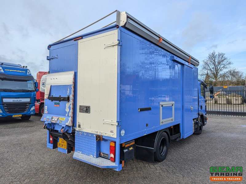Locação de MAN TGL 7.150 4x2 Dagcabine Euro6 - Camper/Kart/Motor/ Mobiele Werkplaats - Laadklep 750KG - Zonnepaneel MAN TGL 7.150 4x2 Dagcabine Euro6 - Camper/Kart/Motor/ Mobiele Werkplaats - Laadklep 750KG - Zonnepaneel: foto 6
