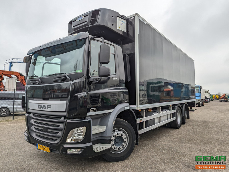 DAF FAN CF280 6x2/4 DayCab Euro6 - Koel-VriesBak 7.9m + Carrier Supra 1150MT + Laadklep 2000kg - 10/2025APK - Caminhão frigorífico: foto 1 DAF FAN CF280 6x2/4 DayCab Euro6 - Koel-VriesBak 7.9m + Carrier Supra 1150MT + Laadklep 2000kg - 10/2025APK - Caminhão frigorífico: foto 1