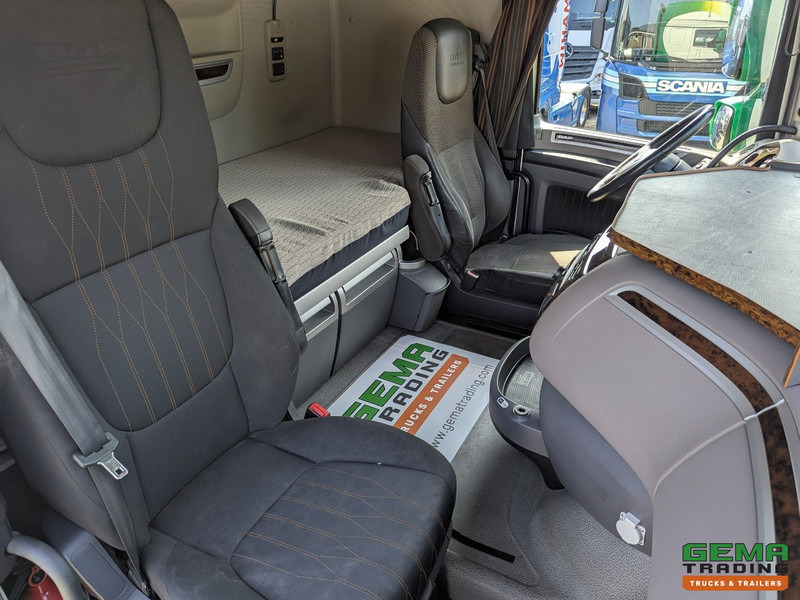 Camião de caixa aberta/ Plataforma DAF XF 530 FAN 6x2/4 SuperSpaceCab Euro6C - Retarder - OpenLaadbak 7.4M - SmartTacho V2 - NOKKENAS problem - 05/2026 APK: foto 7