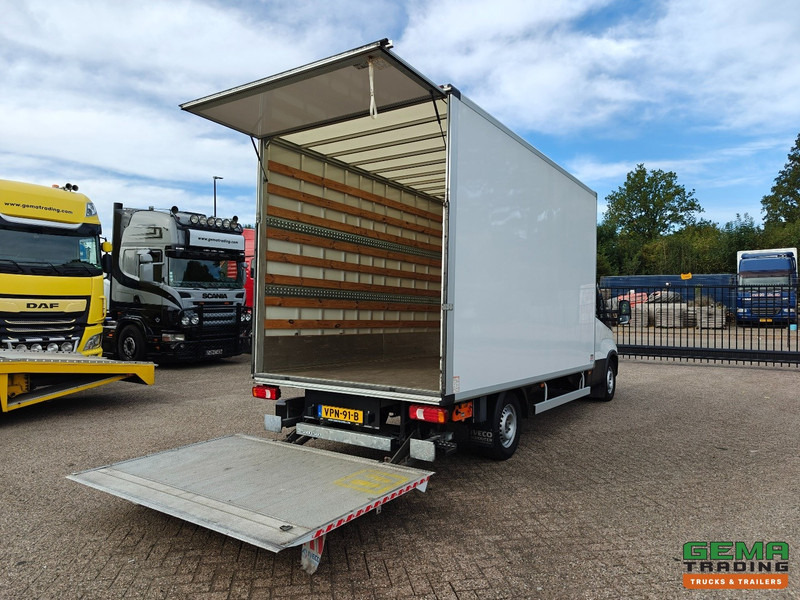 Iveco 35S18 Hi-Matic 4x2 Dagcab Euro6E - Gesloten Bak 4.2M - Laadklep 1000KG - Navi - 03/2026 APK - Carrinha de contentor: foto 2 Iveco 35S18 Hi-Matic 4x2 Dagcab Euro6E - Gesloten Bak 4.2M - Laadklep 1000KG - Navi - 03/2026 APK - Carrinha de contentor: foto 2
