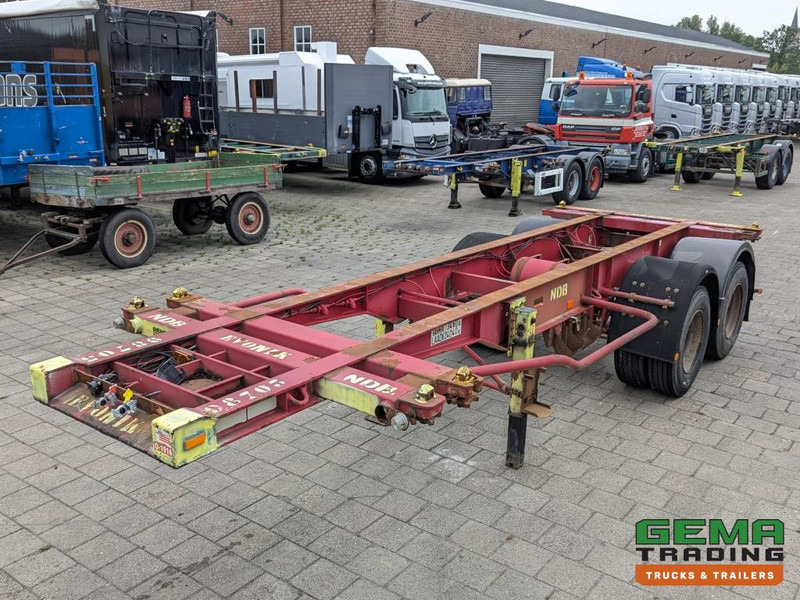 Krone SZC 20FT 2-Assen ROR - STEEL Suspension - DOUBLE tires - DrumBrakes (O1916) - Semireboque transportador de contêineres/ Caixa móvel: foto 4 Krone SZC 20FT 2-Assen ROR - STEEL Suspension - DOUBLE tires - DrumBrakes (O1916) - Semireboque transportador de contêineres/ Caixa móvel: foto 4