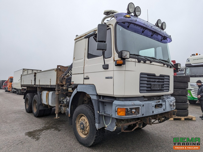 MAN 27.464 DFAC 6x6 Slaapcab Euro3 - Handgeschakeld - Kipper / Kraan Hiab 090 - Naafreductie - Alu Zijschotten - Caminhão basculante, Caminhão grua: foto 2 MAN 27.464 DFAC 6x6 Slaapcab Euro3 - Handgeschakeld - Kipper / Kraan Hiab 090 - Naafreductie - Alu Zijschotten - Caminhão basculante, Caminhão grua: foto 2