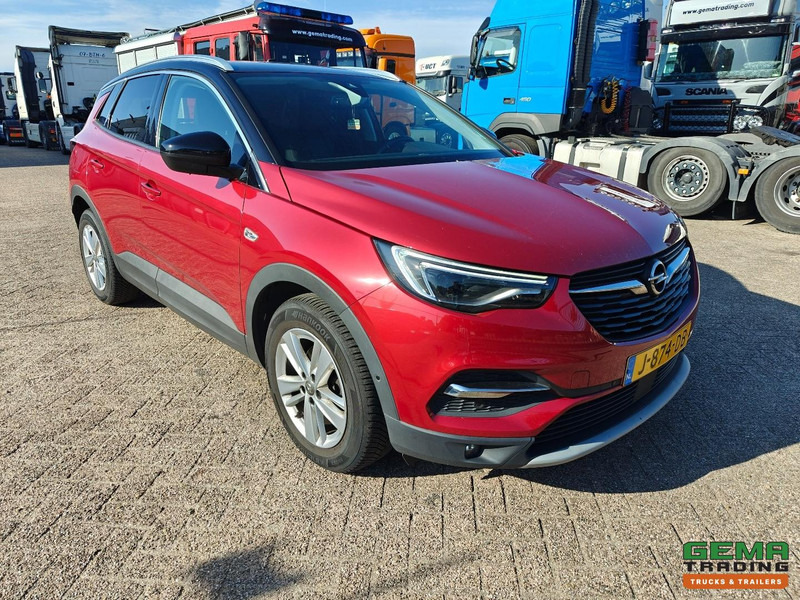 Opel Grandland X 1.5 CDTi - Euro6 BG - Automaat - 4-Seizoens Banden - NIEUWE MOTOR met 3 jaar garantie - 06/2026 APK - Automóvel: foto 2 Opel Grandland X 1.5 CDTi - Euro6 BG - Automaat - 4-Seizoens Banden - NIEUWE MOTOR met 3 jaar garantie - 06/2026 APK - Automóvel: foto 2