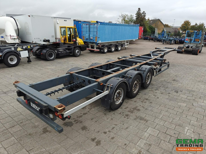 Schmitz Cargobull SCF 24 G 3-Assen MB - LiftAs - Schijfremmen - Vast Chassis - 2x20FT 1x30FT 40FT aansluiting - Semireboque transportador de contêineres/ Caixa móvel: foto 1 Schmitz Cargobull SCF 24 G 3-Assen MB - LiftAs - Schijfremmen - Vast Chassis - 2x20FT 1x30FT 40FT aansluiting - Semireboque transportador de contêineres/ Caixa móvel: foto 1