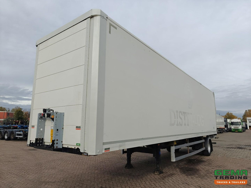 System Tailer GSTFS 10 1-As SAF - CITY - StuurAs - Gesloten opbouw 11.10m + Laadklep 2500KG - Accubak - Semireboque furgão: foto 1 System Tailer GSTFS 10 1-As SAF - CITY - StuurAs - Gesloten opbouw 11.10m + Laadklep 2500KG - Accubak - Semireboque furgão: foto 1