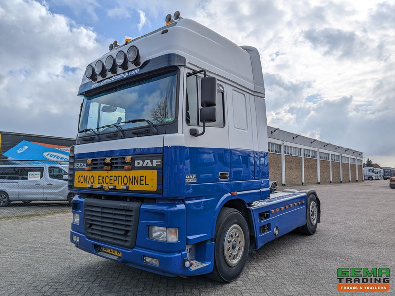 DAF 95XF.480 4x2 Superspacecab Euro3 - Handgeschakeld - Limited Edition Interieur - Side Skirts - Luchthoorns - Tractor: foto 1 DAF 95XF.480 4x2 Superspacecab Euro3 - Handgeschakeld - Limited Edition Interieur - Side Skirts - Luchthoorns - Tractor: foto 1