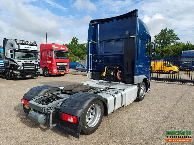 DAF XF 440 FT 4x2 SuperSpaceCab Euro6A - MEGA - Retarder - HandGeschakeld - 283.000KM! - Tractor: foto 3 DAF XF 440 FT 4x2 SuperSpaceCab Euro6A - MEGA - Retarder - HandGeschakeld - 283.000KM! - Tractor: foto 3