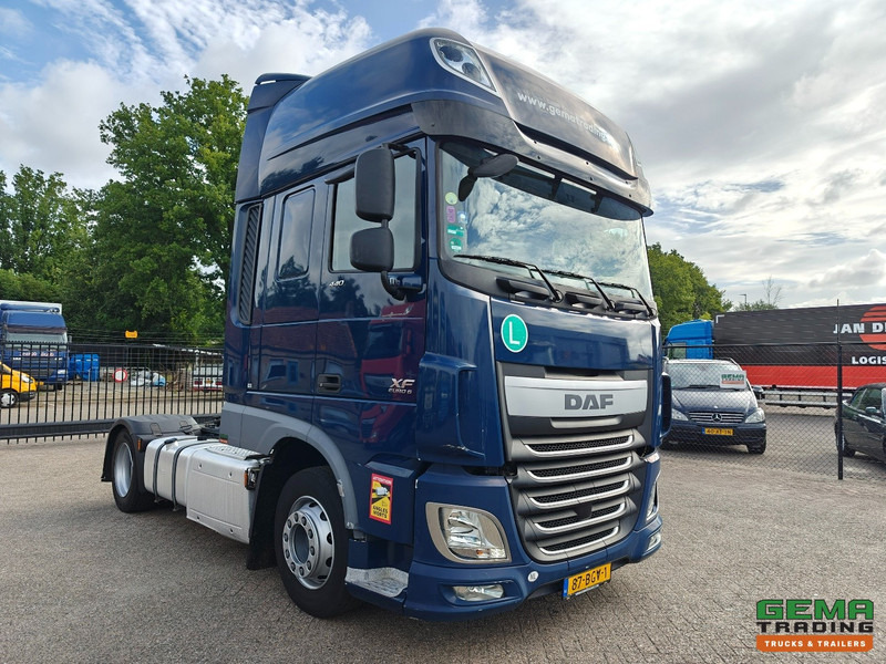 DAF XF 440 FT 4x2 SuperSpaceCab Euro6A - MEGA - Retarder - HandGeschakeld - 283.000KM! - Tractor: foto 2 DAF XF 440 FT 4x2 SuperSpaceCab Euro6A - MEGA - Retarder - HandGeschakeld - 283.000KM! - Tractor: foto 2