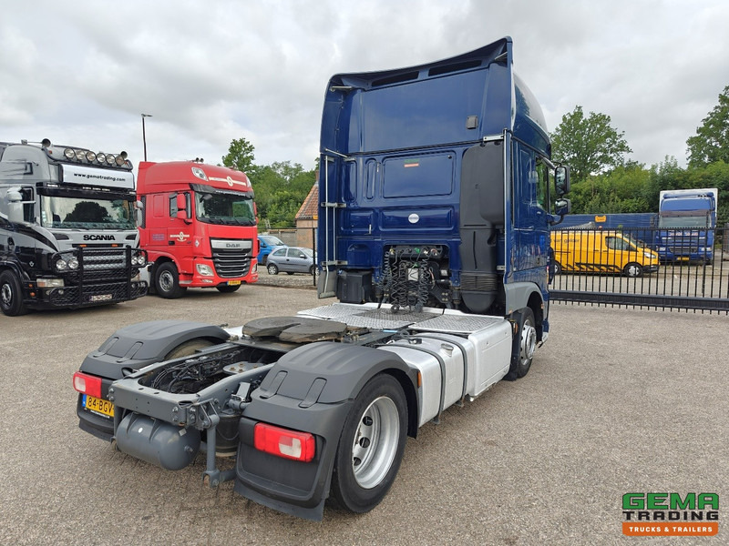 DAF XF 440 FT 4x2 SuperSpaceCab Euro6A - MEGA - Retarder - HandGeschakeld - 316.000KM! - Tractor: foto 3 DAF XF 440 FT 4x2 SuperSpaceCab Euro6A - MEGA - Retarder - HandGeschakeld - 316.000KM! - Tractor: foto 3