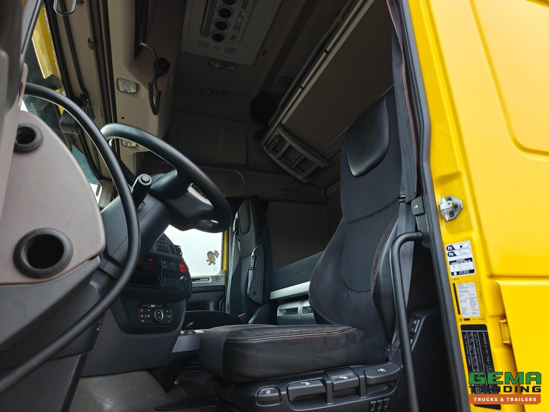 DAF XF 450 FT 4x2 SuperSpaceCab Euro6C - Retarder - Standairco - Dubbele Tanks - SMARTtachoV2 - 10/2026 APK - Tractor: foto 5 DAF XF 450 FT 4x2 SuperSpaceCab Euro6C - Retarder - Standairco - Dubbele Tanks - SMARTtachoV2 - 10/2026 APK - Tractor: foto 5