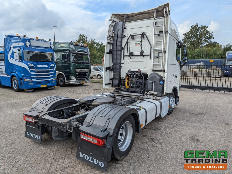 Volvo FH420 4x2 Euro6 FH420 4x2 Globetrotter Euro6 - XLOW / Mega - VEB+ - Double Tanks - Air Suspension (T1539) - Tractor: foto 3 Volvo FH420 4x2 Euro6 FH420 4x2 Globetrotter Euro6 - XLOW / Mega - VEB+ - Double Tanks - Air Suspension (T1539) - Tractor: foto 3