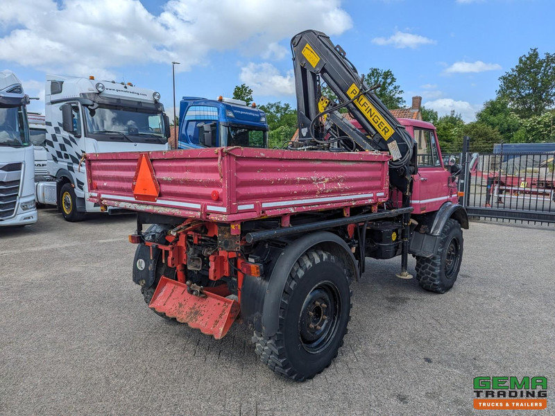 Unimog 416/U1100 4x4 - Hiab PK4600A - Open laadbak - Lier - Vangmuil/trekhaak - Mercedes Benz - Caminhão grua: foto 5 Unimog 416/U1100 4x4 - Hiab PK4600A - Open laadbak - Lier - Vangmuil/trekhaak - Mercedes Benz - Caminhão grua: foto 5