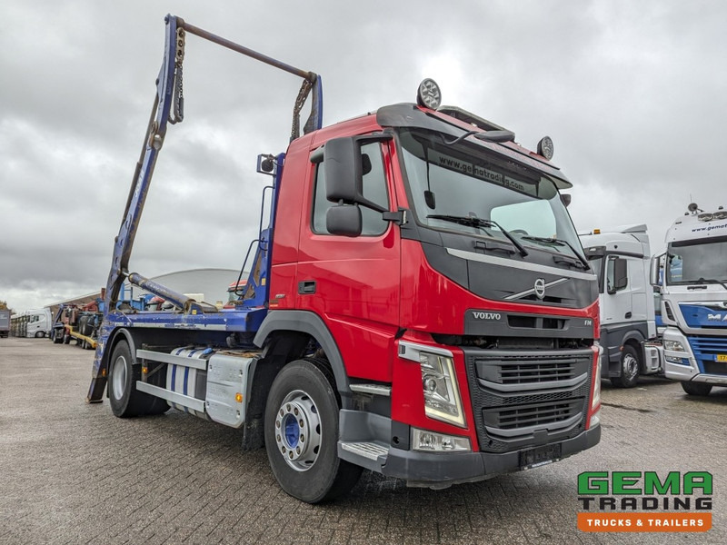 Volvo FM330 4x2 Daycab Euro6 JOAB PortaalSysteem 14T - Extendable - 251.000km - Caminhão multibenne: foto 2 Volvo FM330 4x2 Daycab Euro6 JOAB PortaalSysteem 14T - Extendable - 251.000km - Caminhão multibenne: foto 2