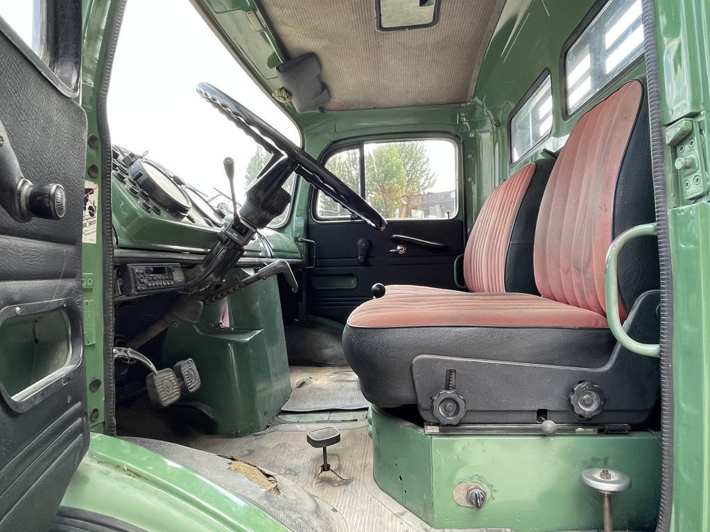 Caminhão basculante Mercedes-Benz 911 4X2 Tipper Manual Gear Spring/Spring *Top co Mercedes-Benz 911 4X2 Tipper Manual Gear Spring/Spring *Top co: foto 6