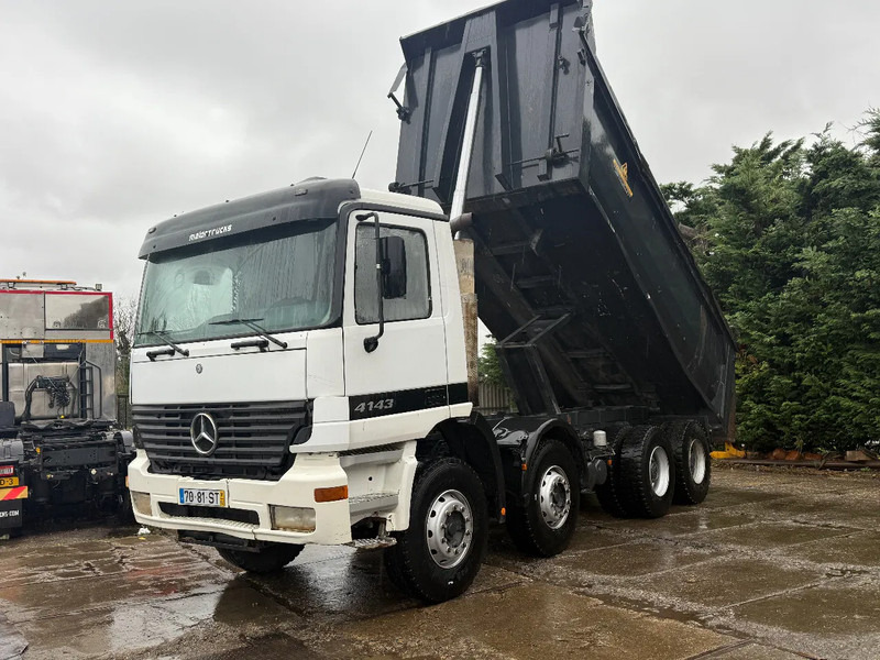Mercedes-Benz Actros 4143 V6 8X4 Tipper Spring/Spring MP1 Manual Gear - Caminhão basculante: foto 2 Mercedes-Benz Actros 4143 V6 8X4 Tipper Spring/Spring MP1 Manual Gear - Caminhão basculante: foto 2