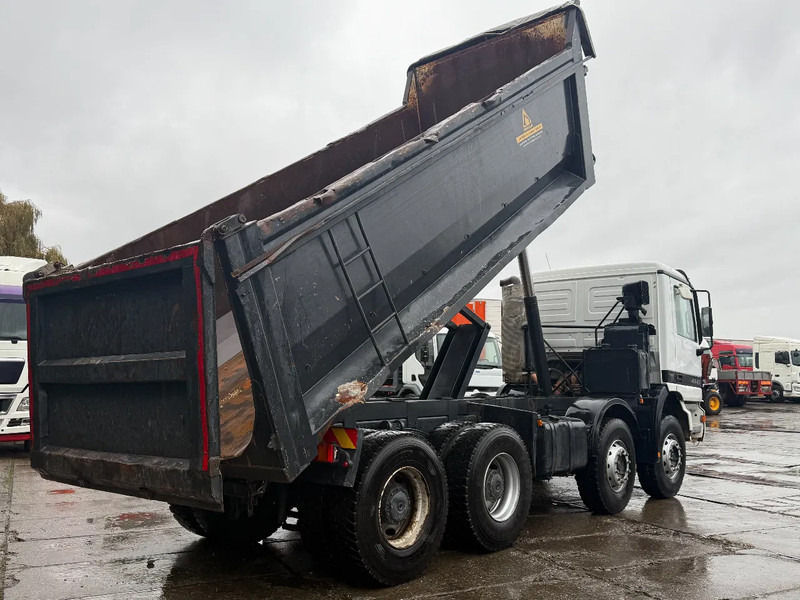 Mercedes-Benz Actros 4143 V6 8X4 Tipper Spring/Spring MP1 Manual Gear - Caminhão basculante: foto 4 Mercedes-Benz Actros 4143 V6 8X4 Tipper Spring/Spring MP1 Manual Gear - Caminhão basculante: foto 4