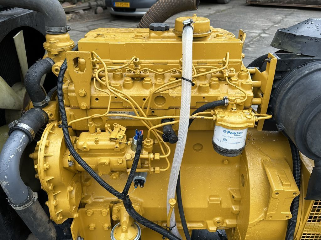 Olympian 60KVA Generator 3 Phase Olympian 60KVA Generator 3 Phase - Gerador elétrico: foto 5 Olympian 60KVA Generator 3 Phase Olympian 60KVA Generator 3 Phase - Gerador elétrico: foto 5