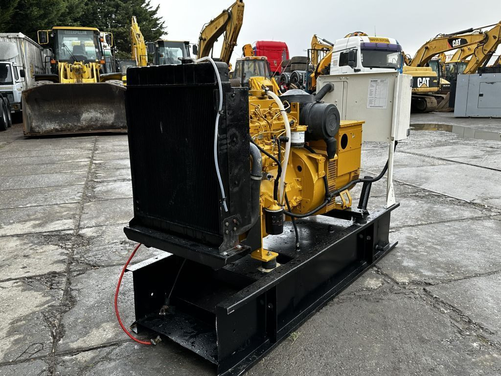 Olympian 60KVA Generator 3 Phase Olympian 60KVA Generator 3 Phase - Gerador elétrico: foto 4 Olympian 60KVA Generator 3 Phase Olympian 60KVA Generator 3 Phase - Gerador elétrico: foto 4