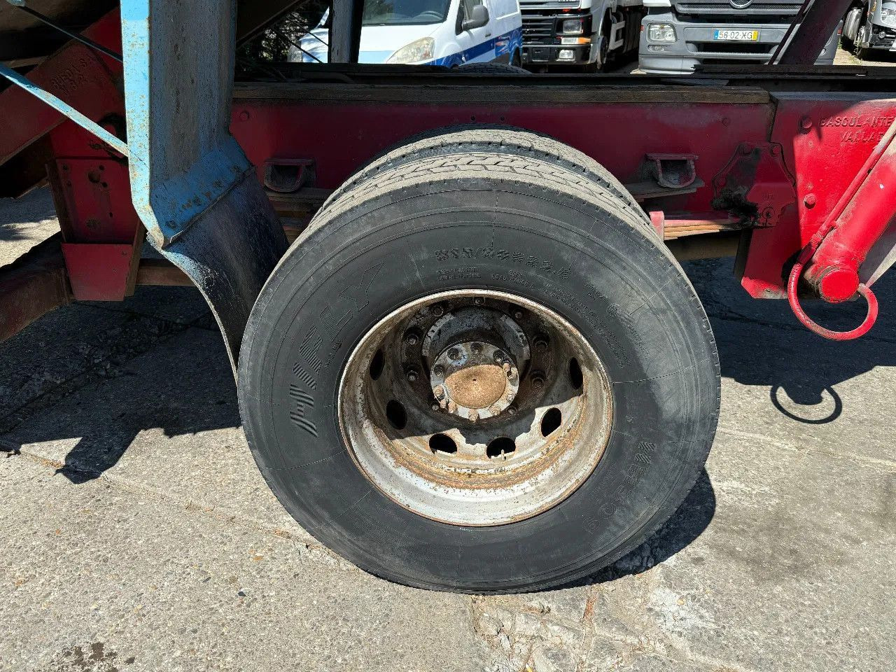 Renault G230 4X2 Tipper Spring/Spring Manual Gearbox - Caminhão basculante: foto 5 Renault G230 4X2 Tipper Spring/Spring Manual Gearbox - Caminhão basculante: foto 5