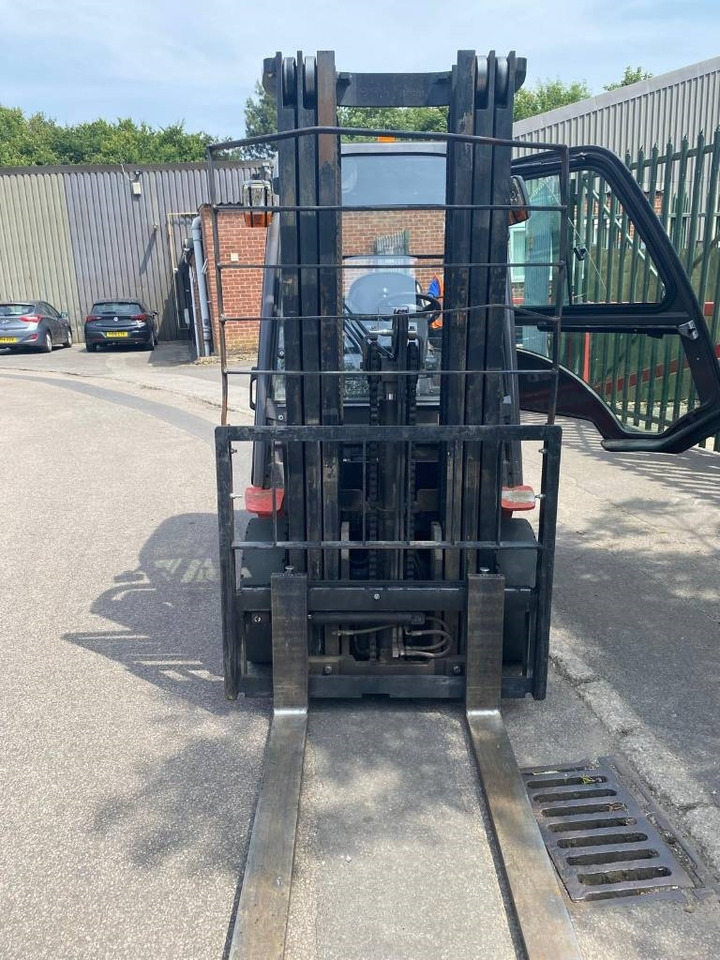 Manitou Mi25D - Empilhadeira a diesel: foto 4 Manitou Mi25D - Empilhadeira a diesel: foto 4