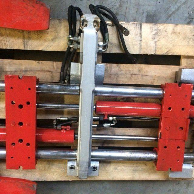 Dürwen Fork positioner with Shaft guidance sideshift - Equipamento: foto 3 Dürwen Fork positioner with Shaft guidance sideshift - Equipamento: foto 3