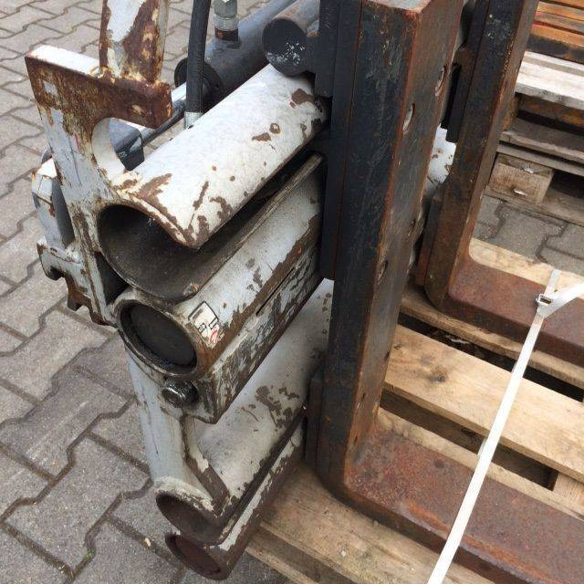 Dürwen UZV25C Fork positioner - Equipamento: foto 3 Dürwen UZV25C Fork positioner - Equipamento: foto 3