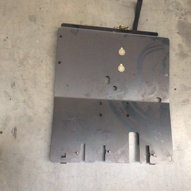 Floor plate for Linde - Carroceria e exterior de Equipamento de movimentação: foto 1 Floor plate for Linde - Carroceria e exterior de Equipamento de movimentação: foto 1