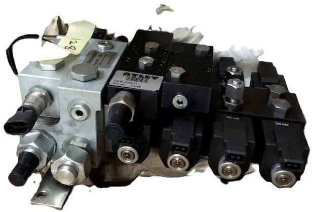 Hydraulic control valve for Atlet - Válvula hidráulica de Equipamento de movimentação: foto 2 Hydraulic control valve for Atlet - Válvula hidráulica de Equipamento de movimentação: foto 2
