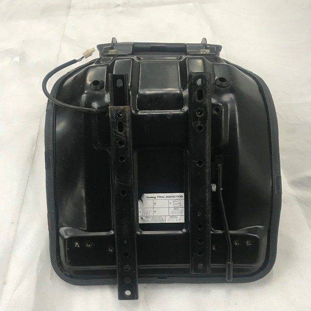 KAB Kuip P1 PVC seat - Banco de Equipamento de movimentação: foto 4 KAB Kuip P1 PVC seat - Banco de Equipamento de movimentação: foto 4