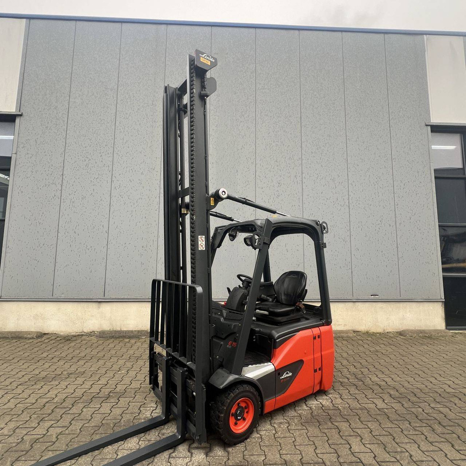 Linde E15 (386-02) EVO - Empilhadeira elétrica: foto 1 Linde E15 (386-02) EVO - Empilhadeira elétrica: foto 1