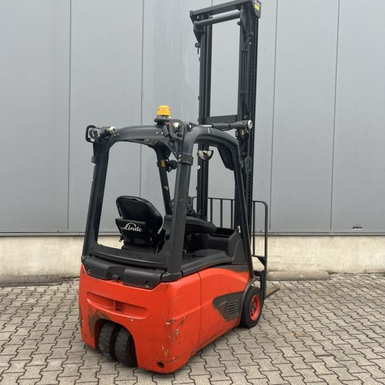 Linde E15 (386-02) EVO - Empilhadeira elétrica: foto 2 Linde E15 (386-02) EVO - Empilhadeira elétrica: foto 2