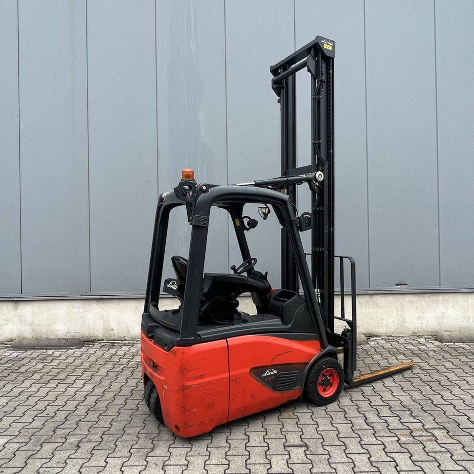 Linde E15 (386-02) EVO - Empilhadeira elétrica: foto 2 Linde E15 (386-02) EVO - Empilhadeira elétrica: foto 2