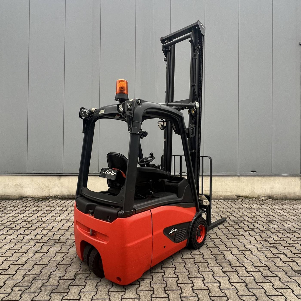 Linde E15 (386-02) EVO - Empilhadeira elétrica: foto 2 Linde E15 (386-02) EVO - Empilhadeira elétrica: foto 2
