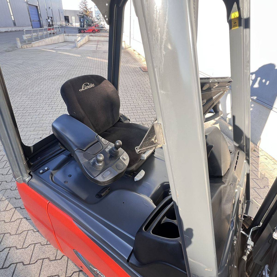 Empilhadeira elétrica Linde E16C (386-02) EVO Li-On: foto 6