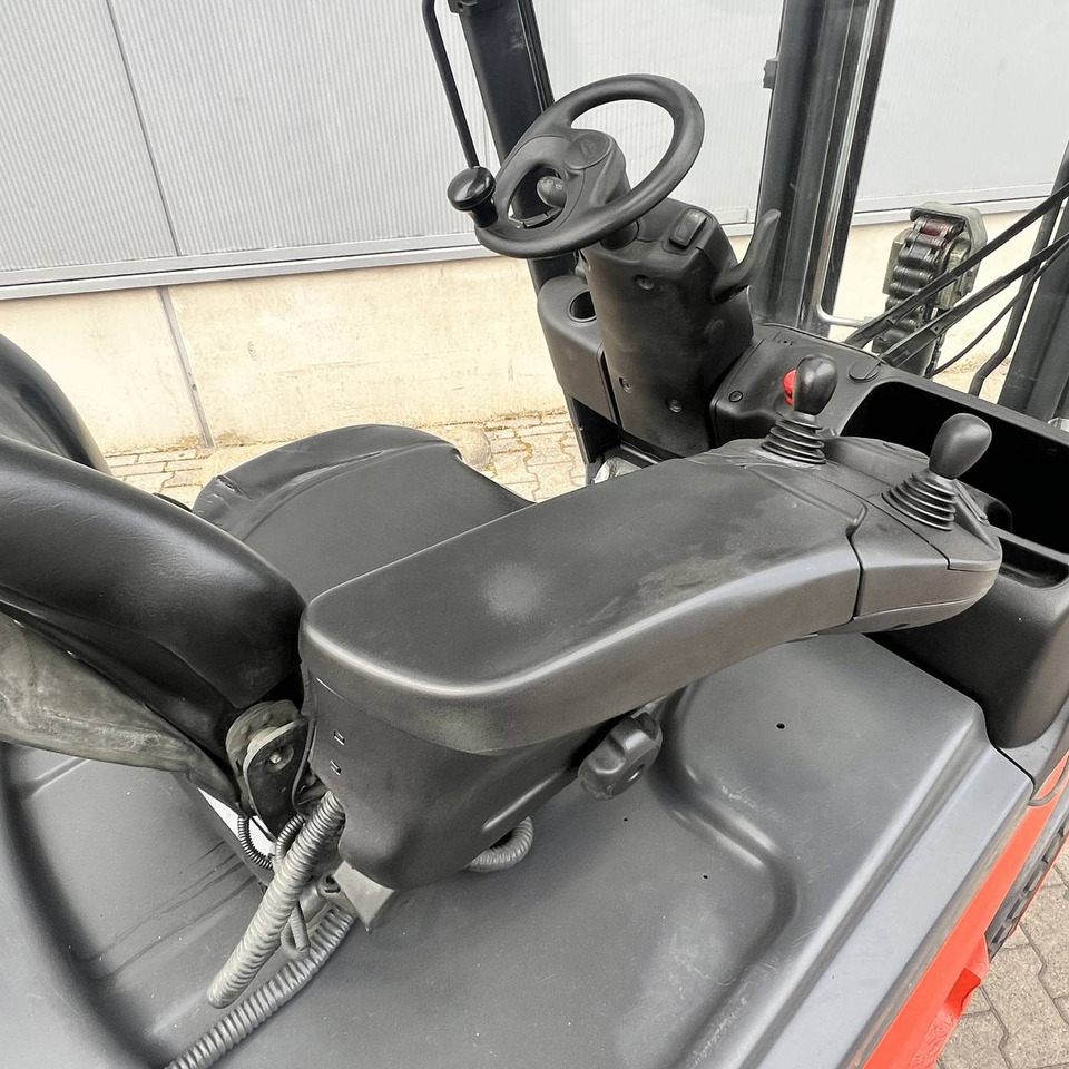 Linde E16PH (386-02) EVO - Empilhadeira elétrica: foto 5 Linde E16PH (386-02) EVO - Empilhadeira elétrica: foto 5