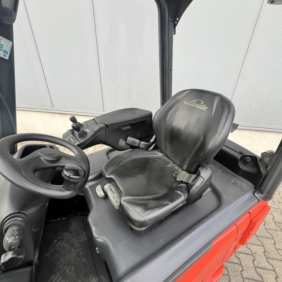 Linde E16PH (386-02) EVO - Empilhadeira elétrica: foto 3 Linde E16PH (386-02) EVO - Empilhadeira elétrica: foto 3