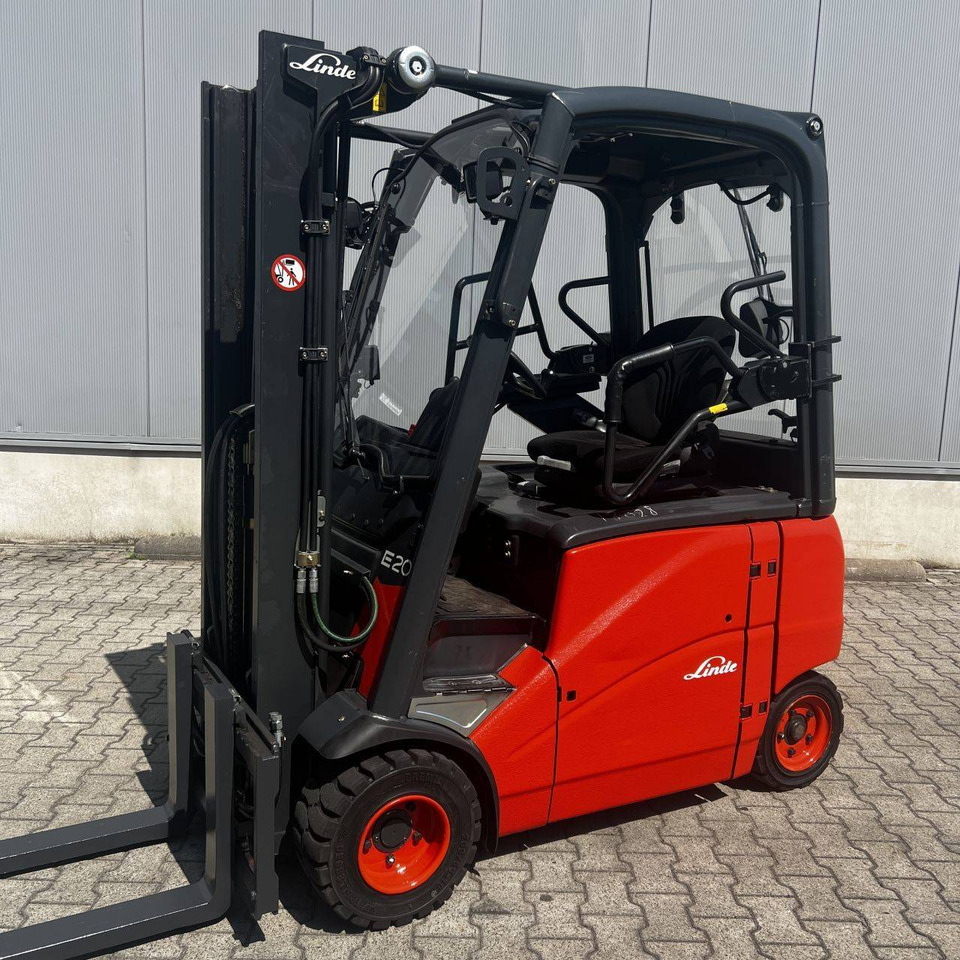 Linde E20PH (386) - Empilhadeira elétrica: foto 1 Linde E20PH (386) - Empilhadeira elétrica: foto 1