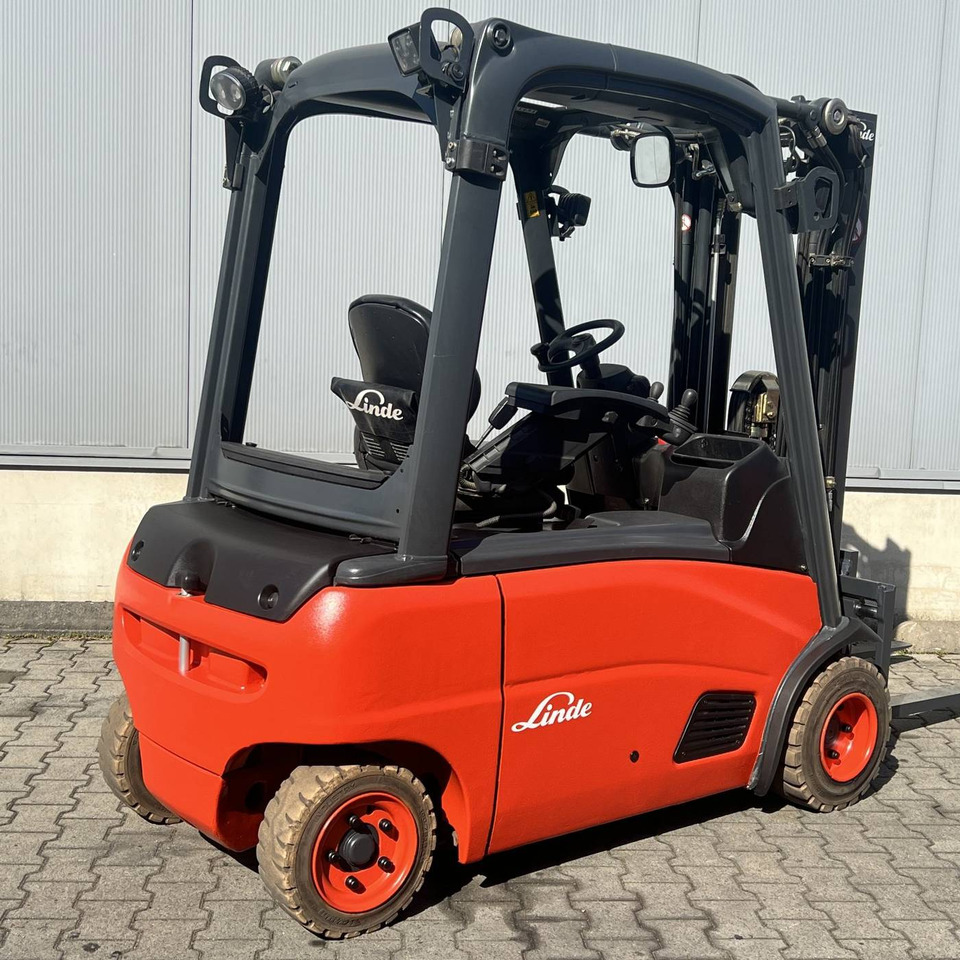 Linde E20PL (386-01) - Empilhadeira elétrica: foto 2 Linde E20PL (386-01) - Empilhadeira elétrica: foto 2