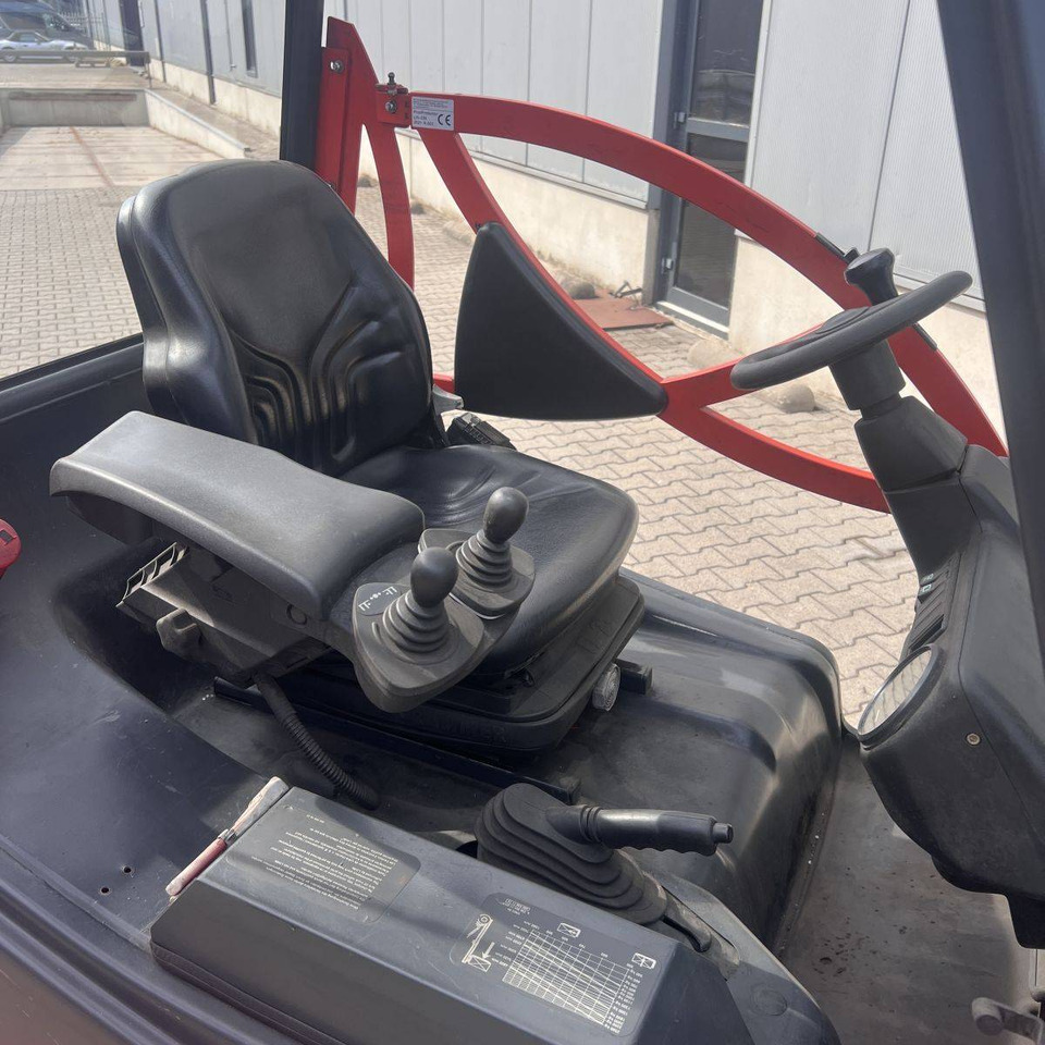 Linde E25S (336-03) - Empilhadeira elétrica: foto 4 Linde E25S (336-03) - Empilhadeira elétrica: foto 4