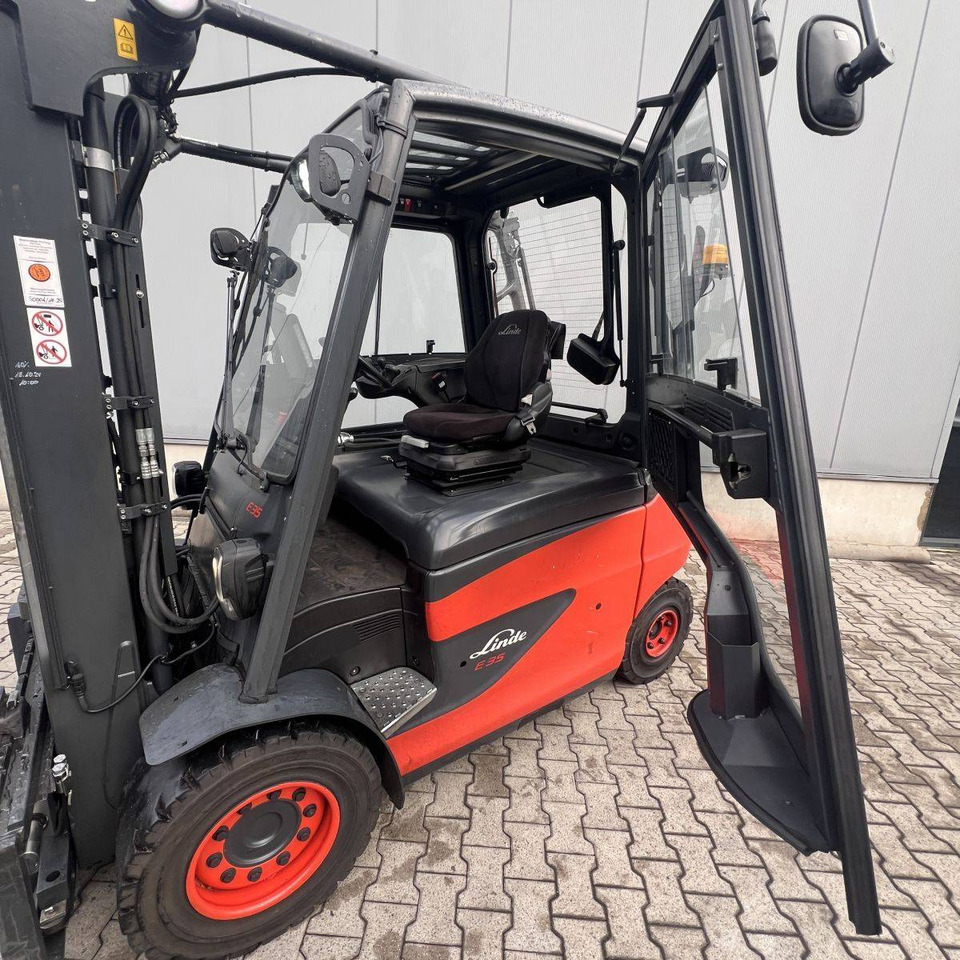 Linde E35/600H (388) - Empilhadeira elétrica: foto 3 Linde E35/600H (388) - Empilhadeira elétrica: foto 3
