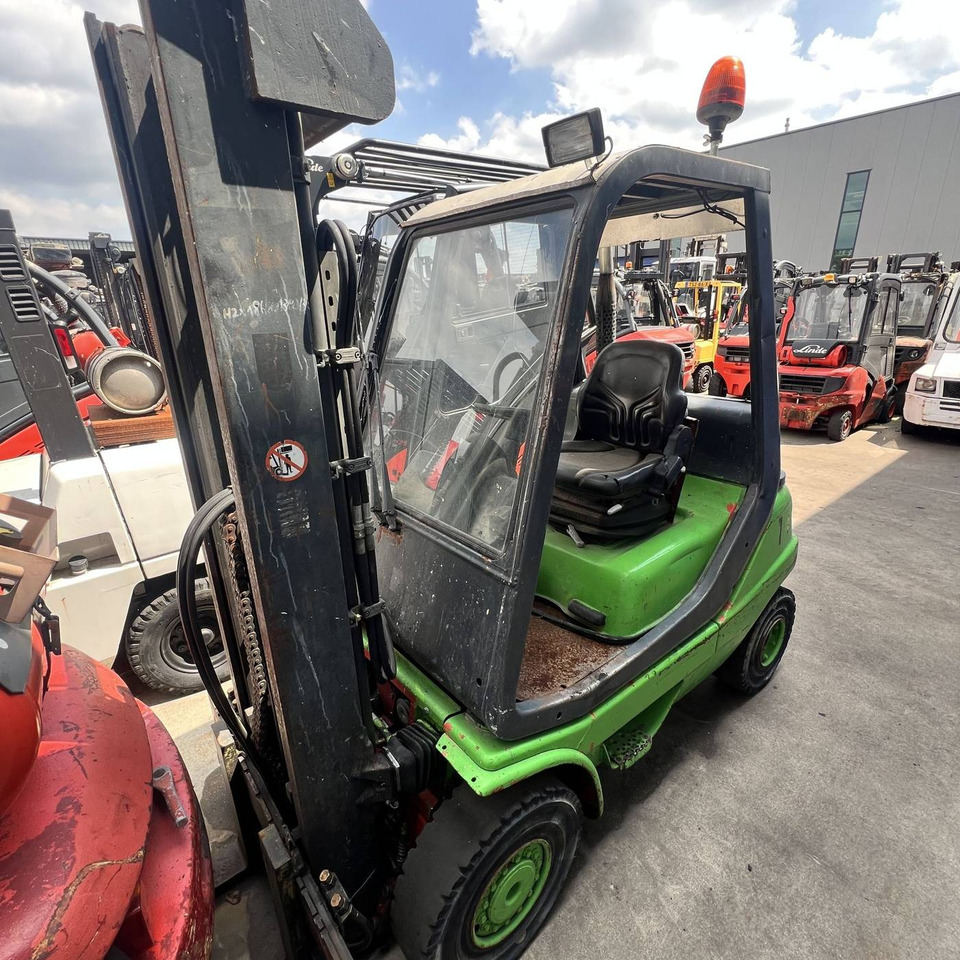 Linde H25D (351-03) - Empilhadeira a diesel: foto 1 Linde H25D (351-03) - Empilhadeira a diesel: foto 1