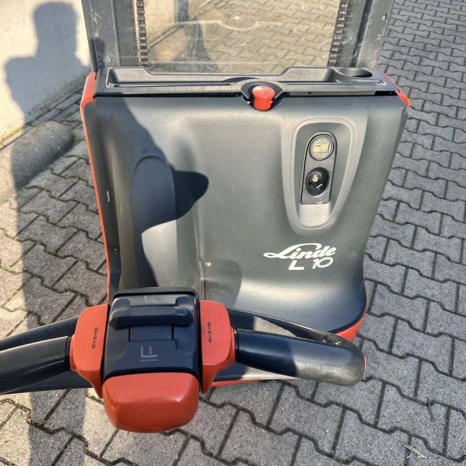 Linde L10 (1172) - Stacker: foto 5 Linde L10 (1172) - Stacker: foto 5