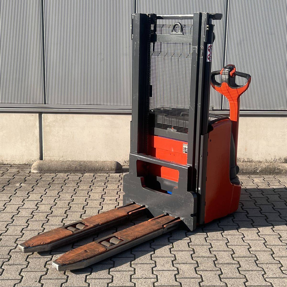 Linde L14C (1169) - Stacker: foto 4 Linde L14C (1169) - Stacker: foto 4