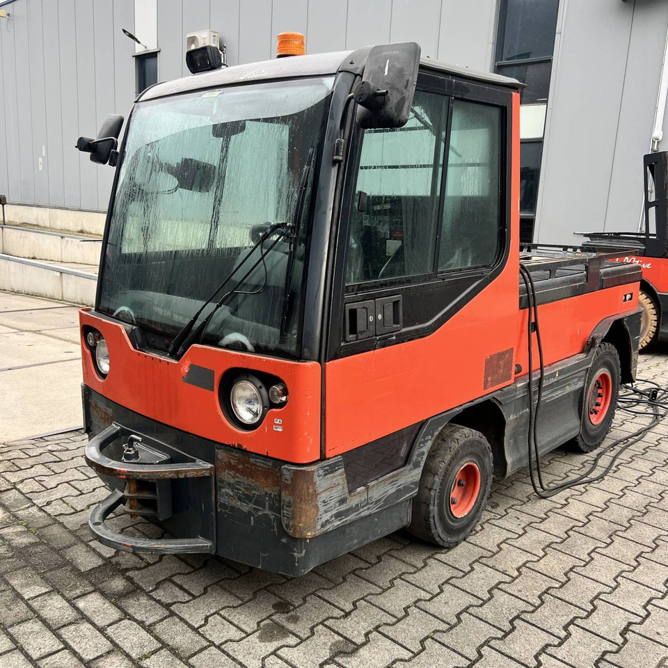 Linde P250 SWB (127) - Trator elétrics: foto 1 Linde P250 SWB (127) - Trator elétrics: foto 1