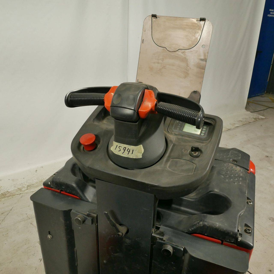 Linde P50C (1190) - Trator elétrics: foto 4 Linde P50C (1190) - Trator elétrics: foto 4