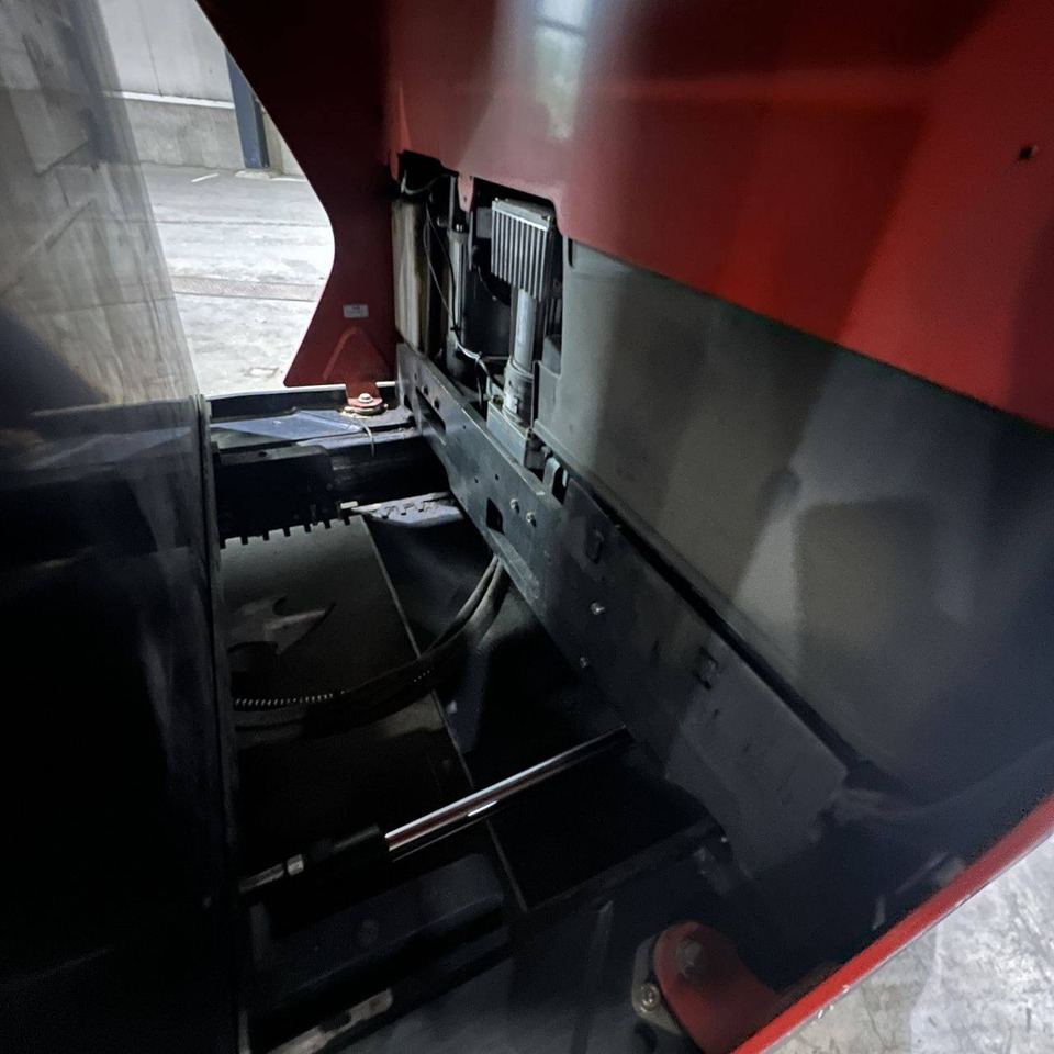Empilhador retráctil Linde R16HD (1120): foto 17