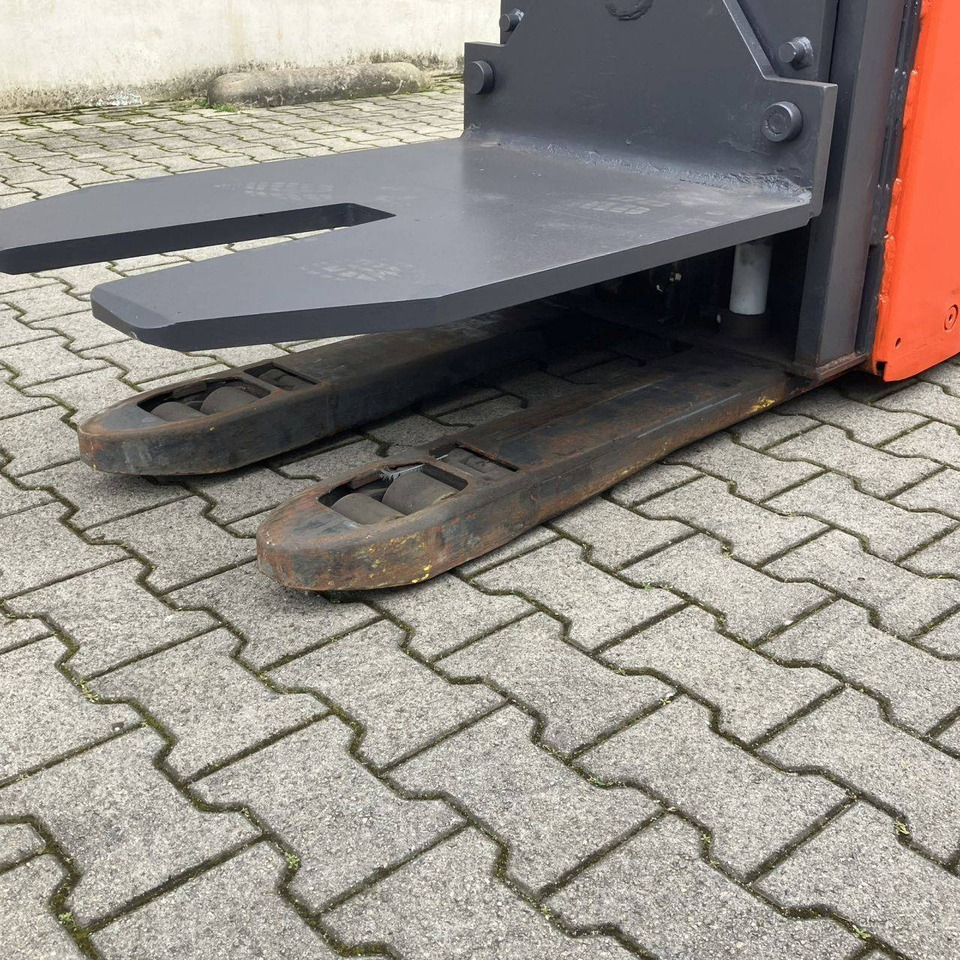 Linde T20X (1152) Rotabatt - Porta-palete: foto 5 Linde T20X (1152) Rotabatt - Porta-palete: foto 5